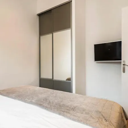 3 Bedrooms 3 Bath Bivouac 2 Min Palais Lägenhet Cannes