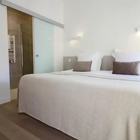 Apartment 3 Bedrooms 3 Bath Bivouac 2 Min Palais